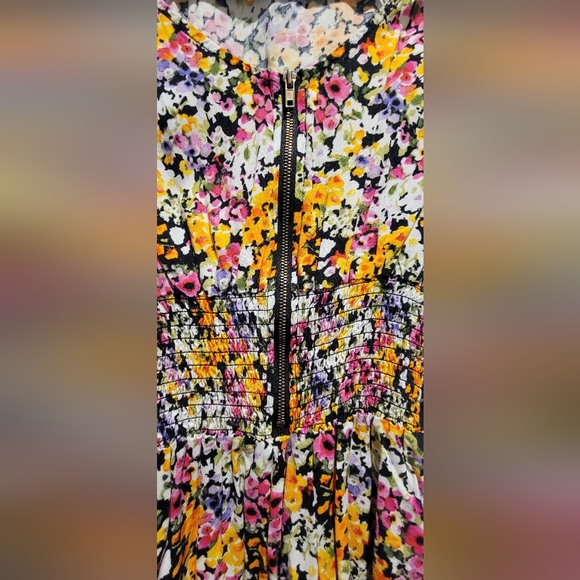 Material Girl smock waist front zip floral dress XS - Picture 3 of 4